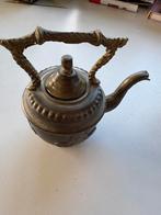(Z) Vintage decoratieve metalen theepot koffiepot ,deksel, Verzenden