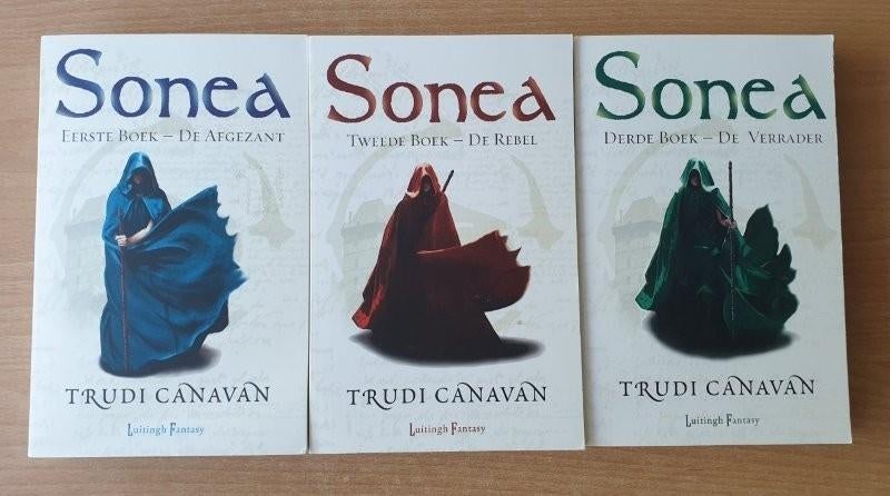 Trudi Canavan - 3x Sonea (ned), Boeken, Ophalen of Verzenden, Gelezen, Trudi Canavan