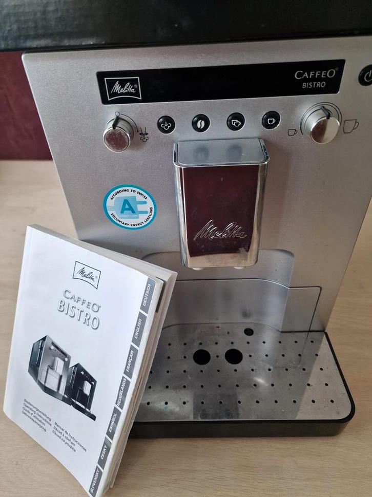 Defecte Melitta Caffeo Bistro koffieapparaat voor onderdelen, Witgoed en Apparatuur, Koffiezetapparaten, Niet werkend, Koffiebonen