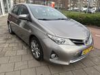 Toyota Auris 1.8 Hybrid Executive (bj 2013, automaat), Automaat, Euro 5, Stof, Gebruikt