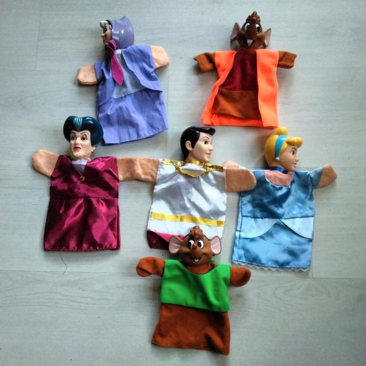 Disney handpoppen Assepoester (e), Kinderen en Baby's, Speelgoed | Poppen, Overige typen, Ophalen of Verzenden