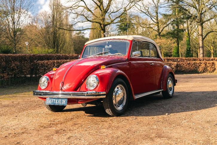 Zeldzame VW Kever 1500 cabriolet, Auto's, Oldtimers, Particulier, Volkswagen, Benzine, Cabriolet, Handgeschakeld, Rood, Zwart