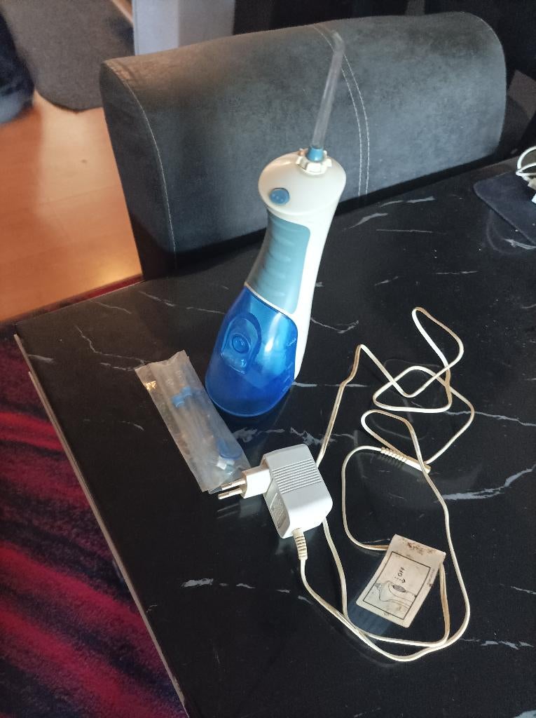 Water flosser voor je gebit., Sieraden, Tassen en Uiterlijk, Uiterlijk | Mondverzorging, Ophalen of Verzenden, Zo goed als nieuw