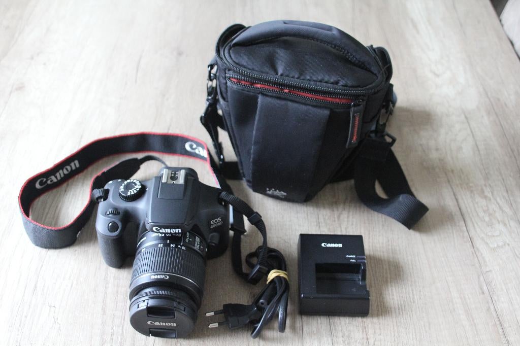 Weinig gebruikte Canon 4000D met Canon 18-55 lens en tas, Spiegelreflex, Canon, Zo goed als nieuw, Geen optische zoom