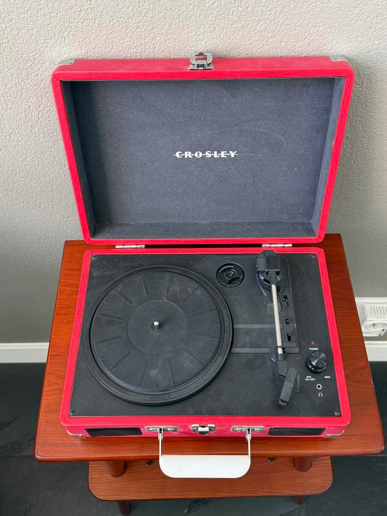 Crosley platenspeler met tafel - adapter ontbreekt, Ophalen of Verzenden, Gebruikt, Platenspeler, Overige merken