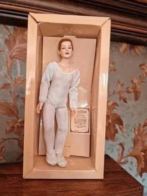 Heidi Ott Poppenhuis Pop - Origineel en Nieuw in Doos, Verzamelen, Poppenhuizen en Toebehoren, Ophalen of Verzenden