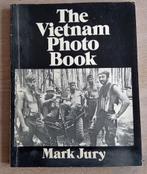 THE VIETNAM PHOTO BOOK  MARK JURY 1971, Boeken, Gelezen, Diverse, Verzenden, Landmacht