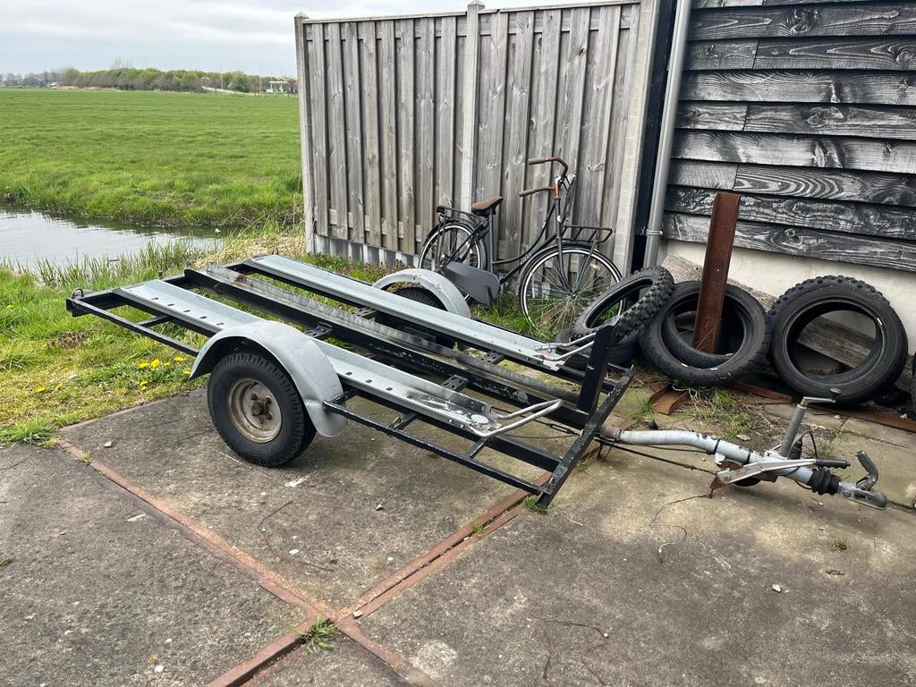 Motoraanhanger voor 3 motoren, Ophalen, Gebruikt