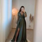 Donkergroene avondjurk nieuw met prijskaart maat 38/40, Maat 38/40 (M), Galajurk, Ophalen of Verzenden, Zo goed als nieuw