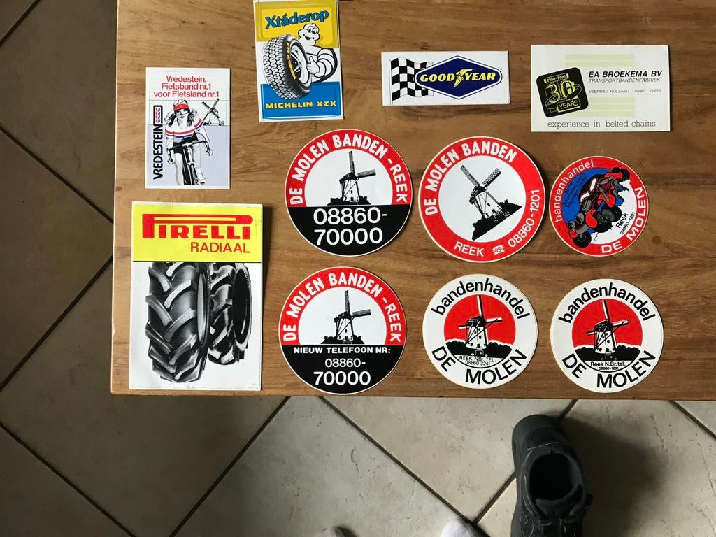 Stickers banden, Ophalen of Verzenden, Zo goed als nieuw