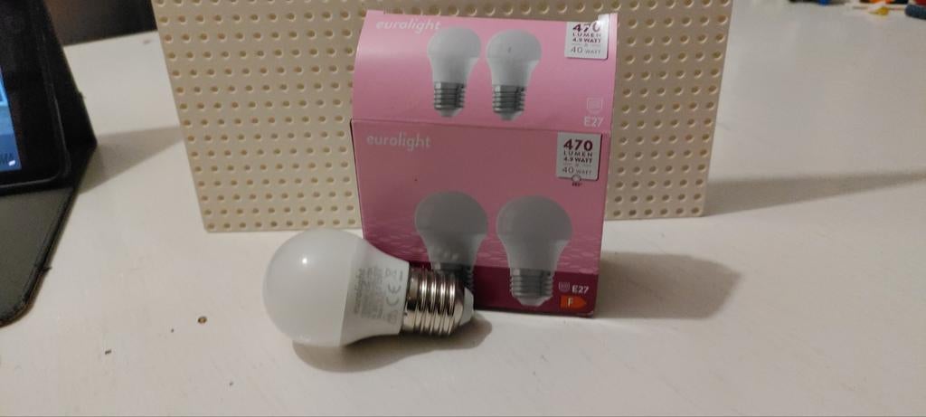 Eurolight E27 LED lampen 4.9W (40W), Huis en Inrichting, Ophalen of Verzenden