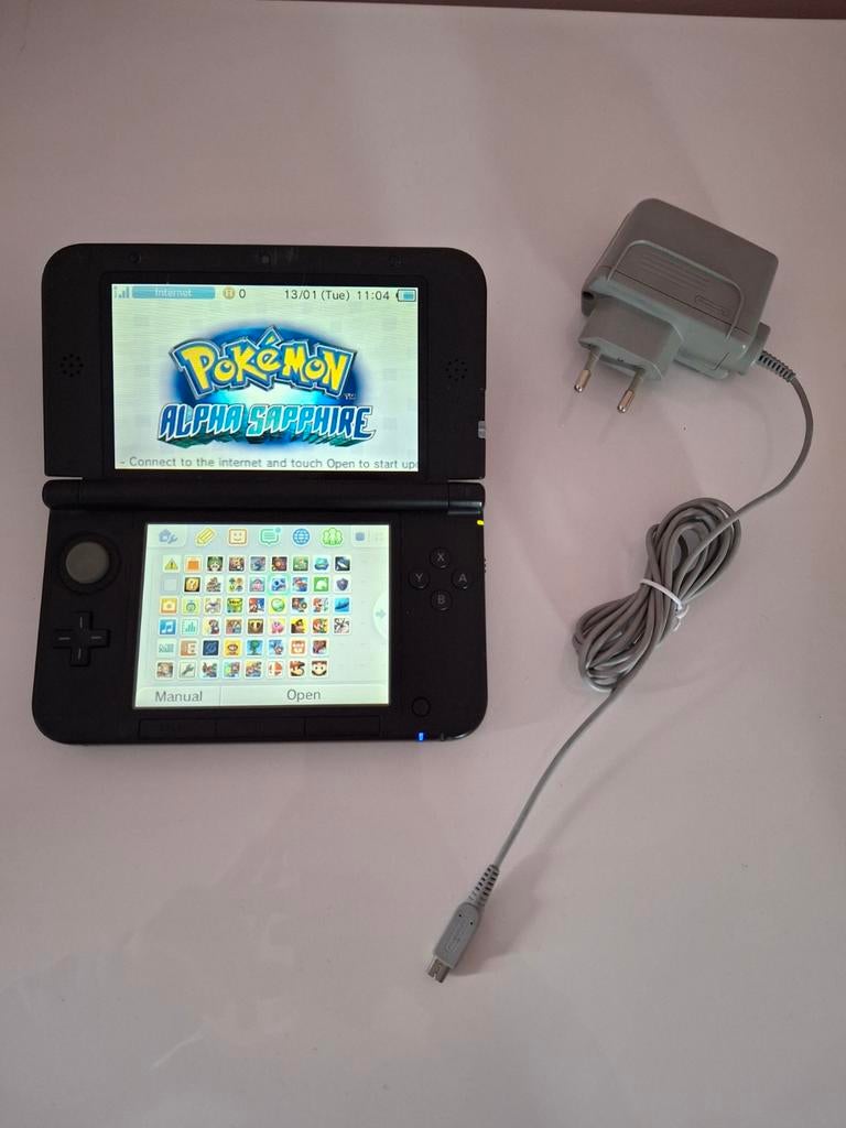 Nintendo 3ds xl + 40 Spellen, Spelcomputers en Games, Games | Nintendo 2DS en 3DS, Ophalen of Verzenden, Zo goed als nieuw