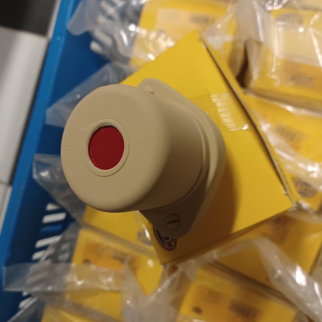 HELLA Remlicht achterlicht nato legervoertuig, Ophalen of Verzenden, Nieuw