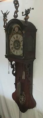 klok fries kwartierslag maan datum wekker houten poppen, Ophalen