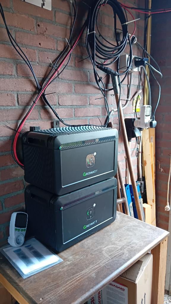 2x Growatt noah 2000 thuisbatterij, Doe-het-zelf en Verbouw, Zonnepanelen en Toebehoren, Ophalen, Zo goed als nieuw, Overige typen