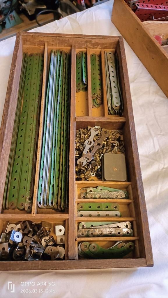 Originele mecano onderdelen, Ophalen