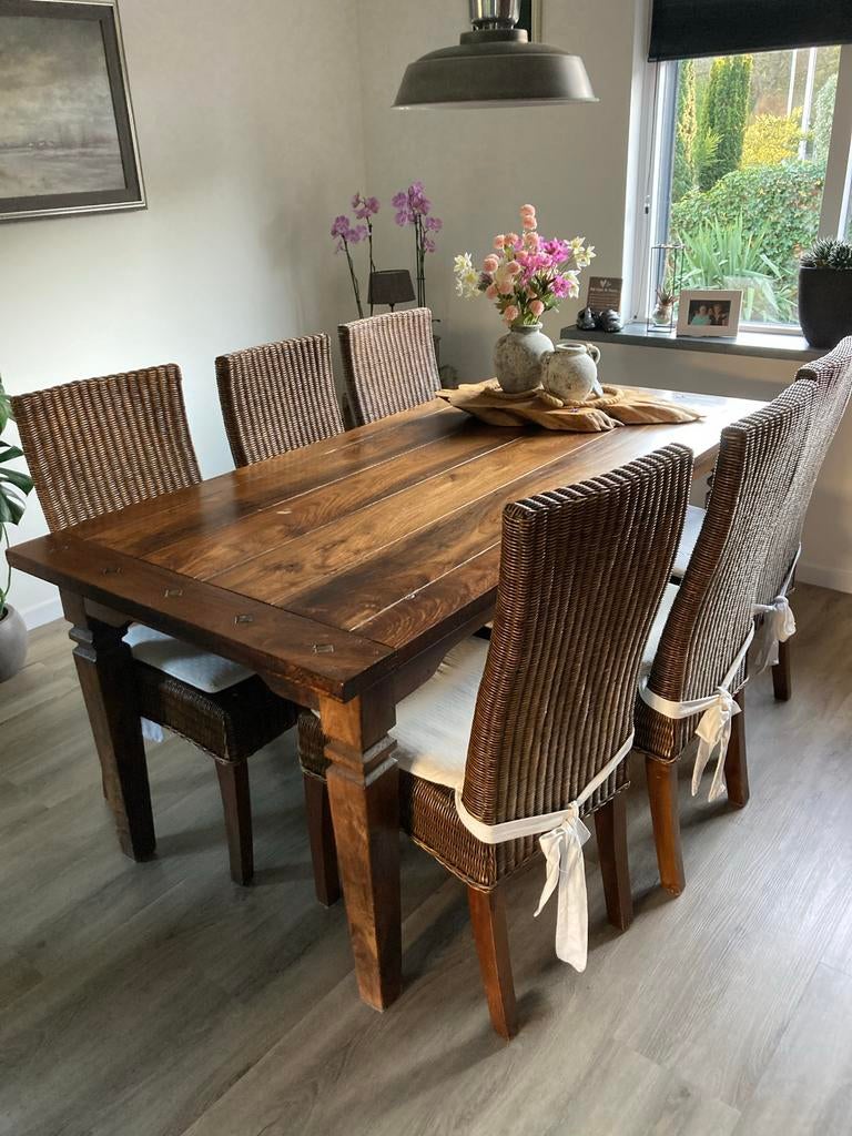 Massief houten eettafel met 6 rieten stoelen, Ophalen, Gebruikt, 50 tot 100 cm, Vijf personen of meer