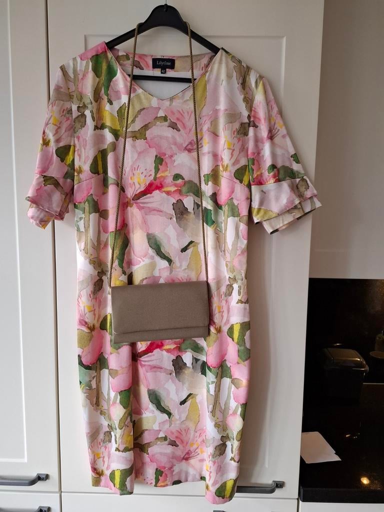 Jurk voor feest of bruiloft maat 42, Ophalen of Verzenden, Zo goed als nieuw, Roze, Lilytime