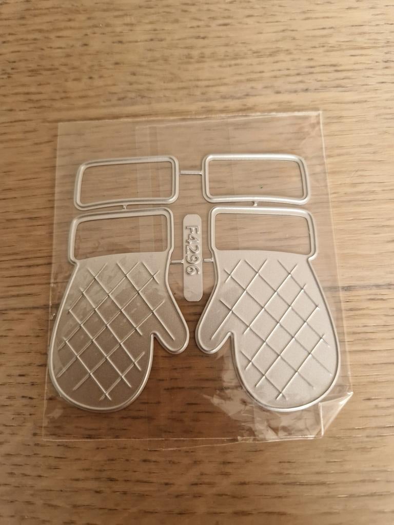 Snijmal handschoenen - Knutselmateriaal, Ophalen of Verzenden