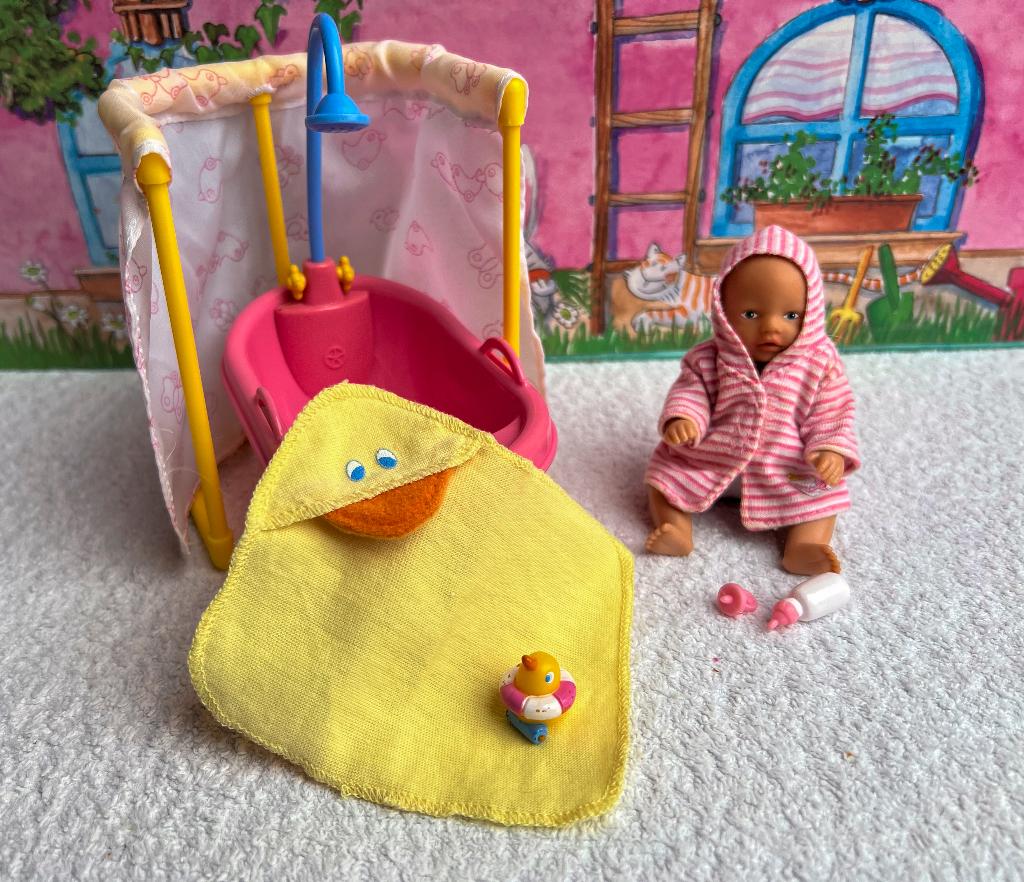 Mini baby born badkamer met mini baby born popje, Kinderen en Baby's, Speelgoed | Poppen, Ophalen of Verzenden, Zo goed als nieuw
