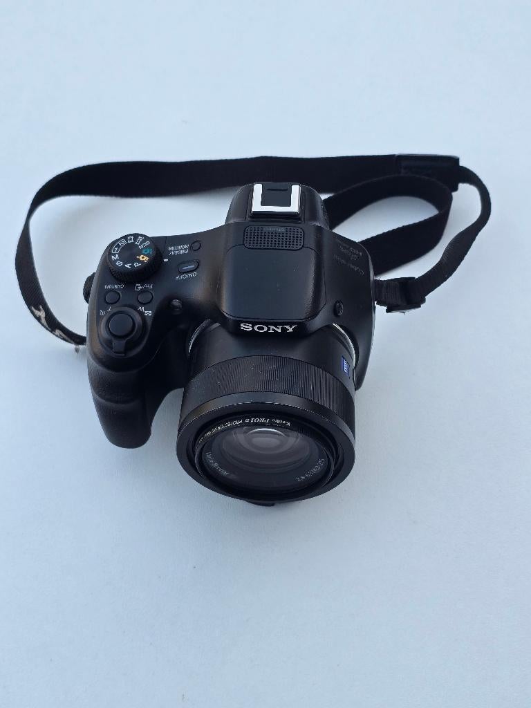 Sony Cyber-shot DSC-HX400V met tas en snelkoppelplaat, Ophalen of Verzenden, Zo goed als nieuw, Sony, 8 keer of meer