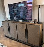 RICHMOND herringbone dressoir, Ophalen, 150 tot 200 cm, Zo goed als nieuw, 25 tot 50 cm