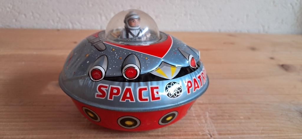 Space Patrol Flying Saucer – T.T, Takatoku – Japan, Ophalen of Verzenden