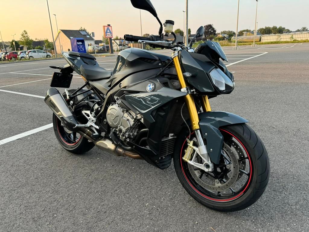 BMW S1000R | Full option | Akrapovic, Motoren, 4 cilinders, Motorrijbewijs A, Handvatverwarming, Particulier