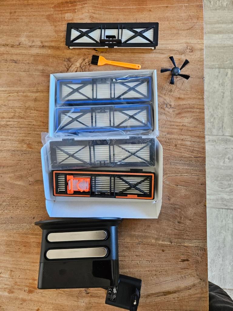 Onderdelen neato d8, Ophalen of Verzenden, Robotstofzuiger