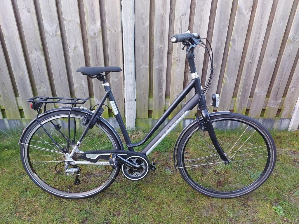 Gazelle ultimate T30+ 28 inch framemaat 61 cm, Ophalen, Minder dan 10 versnellingen, Gebruikt, 56 cm of meer