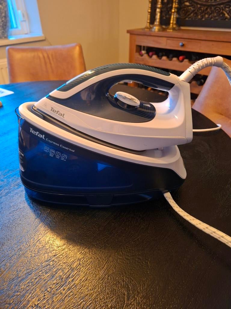 Zgan express essentieel tefal stoomgenerator, Witgoed en Apparatuur, Strijkijzers en Strijkplanken, Ophalen of Verzenden, Zo goed als nieuw