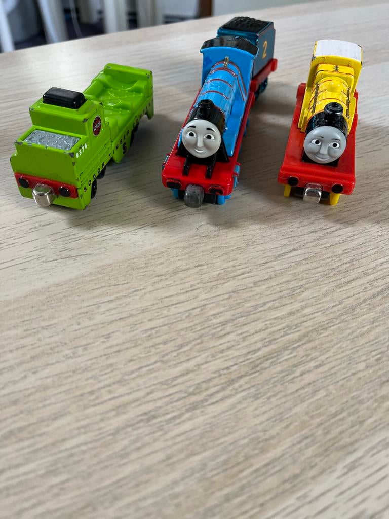 Thomas de Trein treintjes - 3 stuks in goede staat, Kinderen en Baby's, Speelgoed | Thomas de Trein, Ophalen of Verzenden, Gebruikt