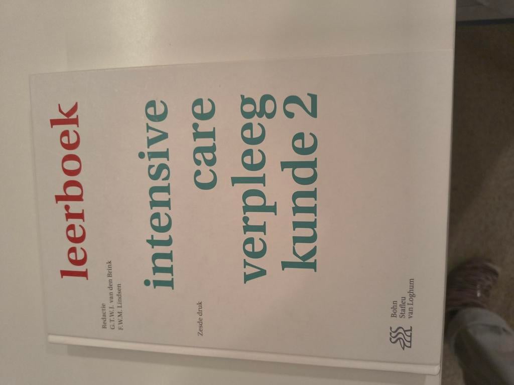 Leerboek intensive care verpleegkunde deel 2, Boeken, Studieboeken en Cursussen, Ophalen of Verzenden