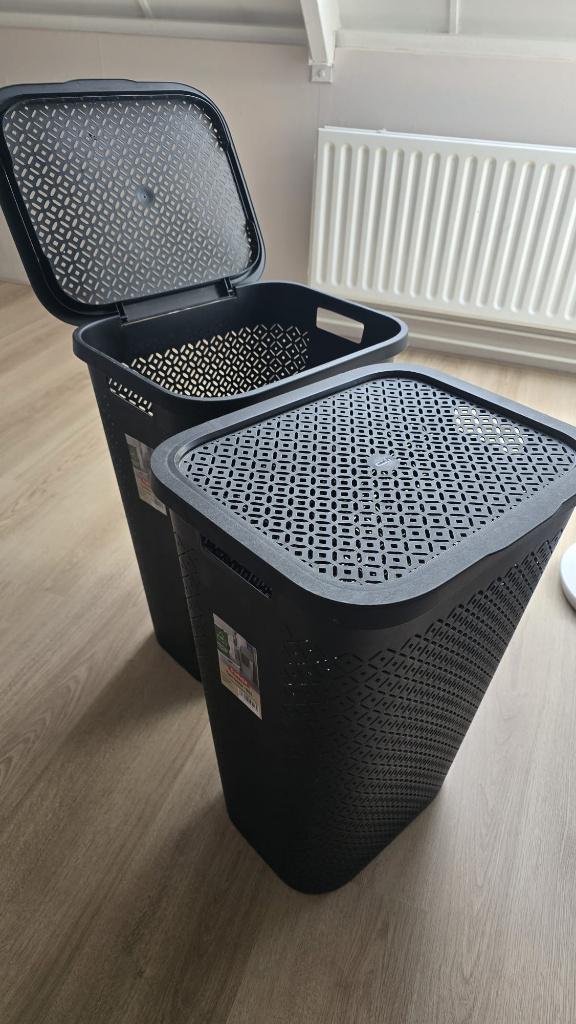 Curver zwarte wasmand (2x) in goede staat, Ophalen, Zo goed als nieuw, Zwart, Overige typen