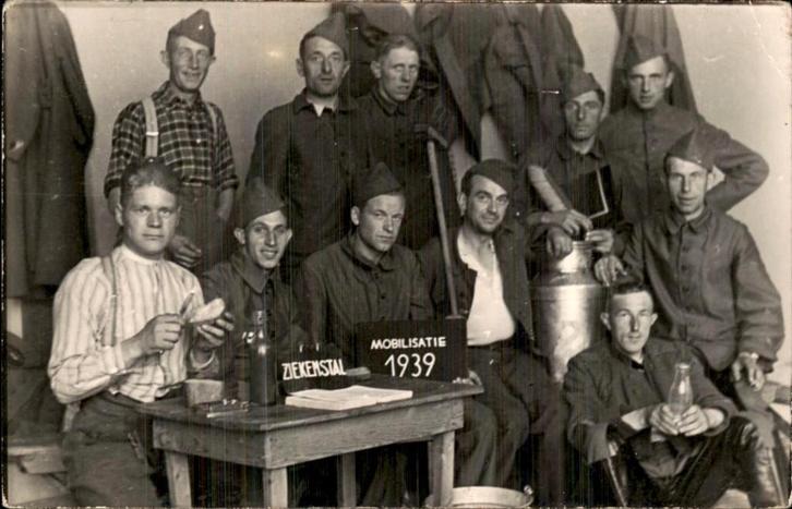 Hekendorp Fotokaart Boerderij Mobilisatie Ziekenstal Soldate, Verzamelen, Ansichtkaarten | Nederland, Ongelopen, Zuid-Holland