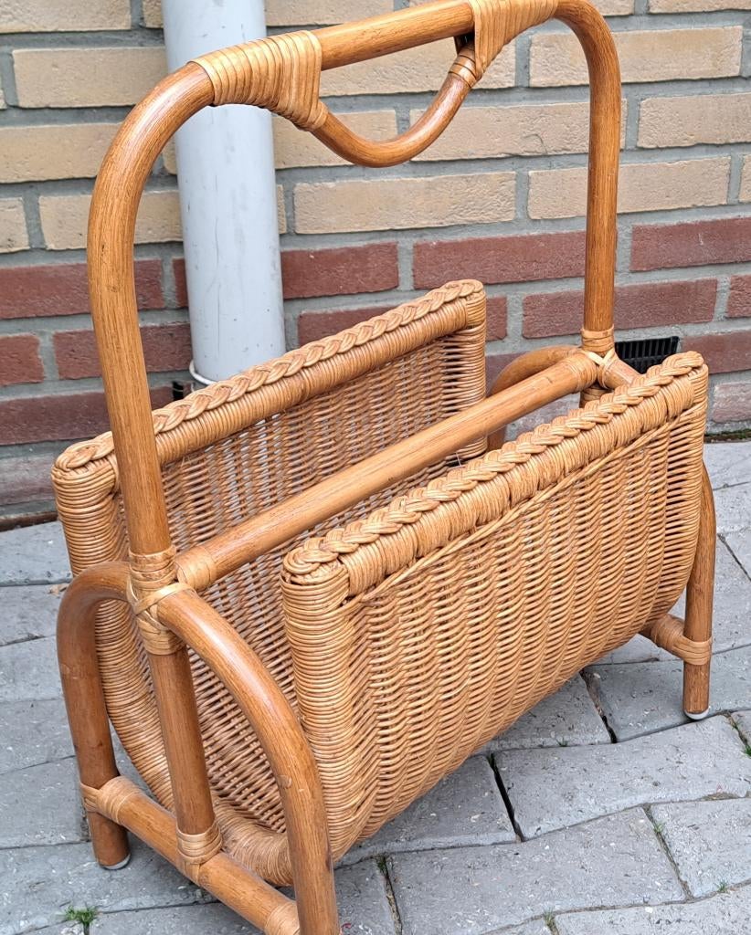 te koop grote rieten krantenbak 60 x 30 x 27 cm, Ophalen of Verzenden, Nieuw