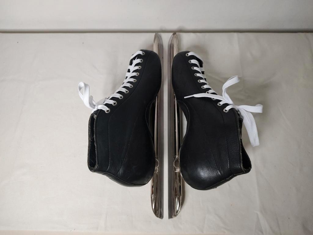 S645 Viking Lage Noren maat 44 geslepen, Sport en Fitness, Schaatsen, Viking, Gebruikt, Viking, Almere