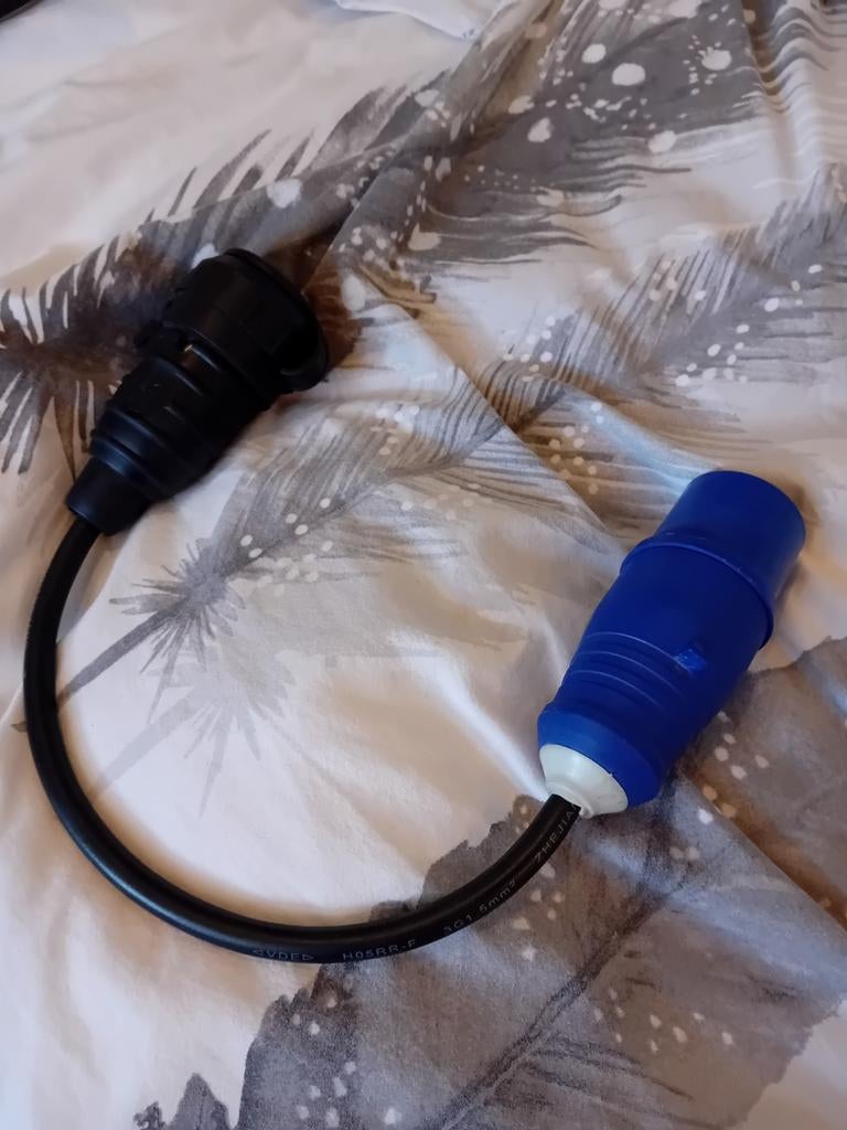 Verloopkabel campingelectra, Caravans en Kamperen, Ophalen