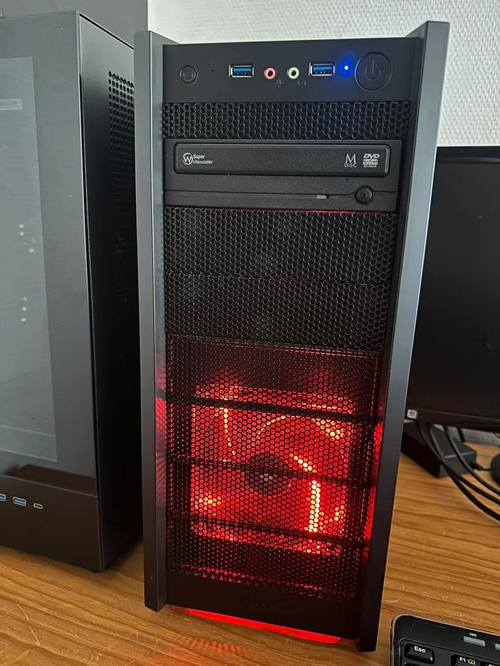 game pc, Computers en Software, Desktop Pc's, Zo goed als nieuw, 3 tot 4 Ghz, HDD, SSD, 16 GB, Met videokaart, Gaming, Virtual Reality