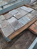grijze estrikken ca 120 jaar oud, ca 230 stuks. zie fot/omsc, Doe-het-zelf en Verbouw, Vloerdelen en Plavuizen, Ophalen, Gebruikt