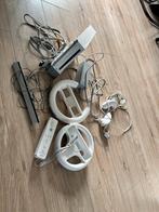 Nintendo Wii met 13 games, 2 stuurtjes en controller, Ophalen, Gebruikt, Met 1 controller, Met stuurtje