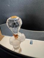 Kristallen heteluchtballon op wolk, Verzenden