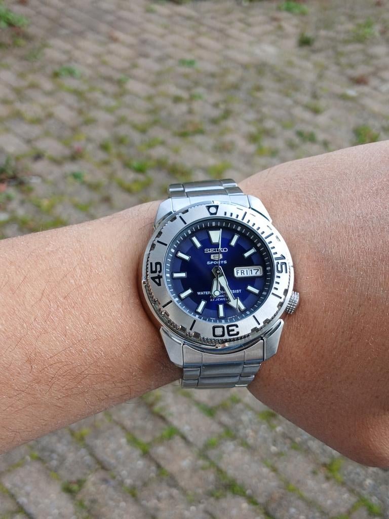Seiko 5 Sports blauwe wijzerplaat Automatic als nieuw!, Ophalen of Verzenden