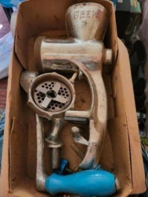 Gehaktmolens en een kruidenmolen, Ophalen of Verzenden