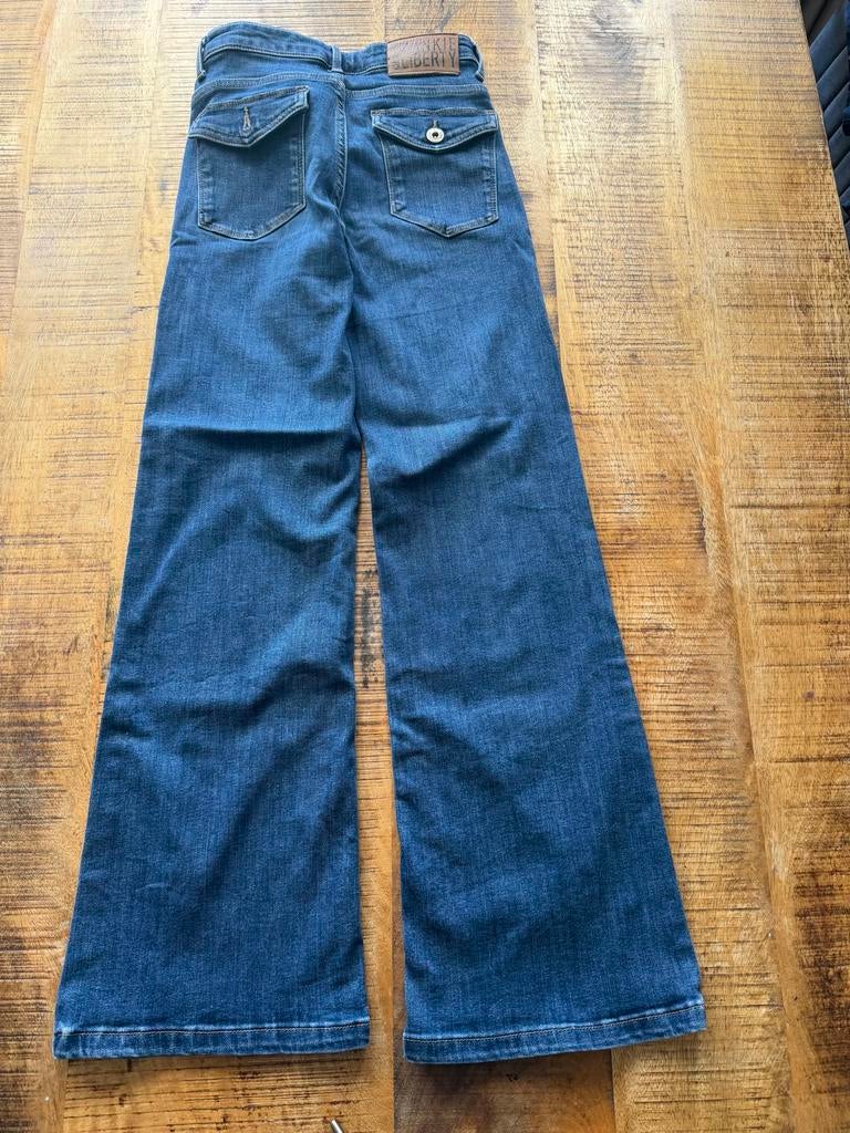 Frankie & Liberty flared jeans maat 12, Ophalen of Verzenden, Zo goed als nieuw, Meisje, Broek