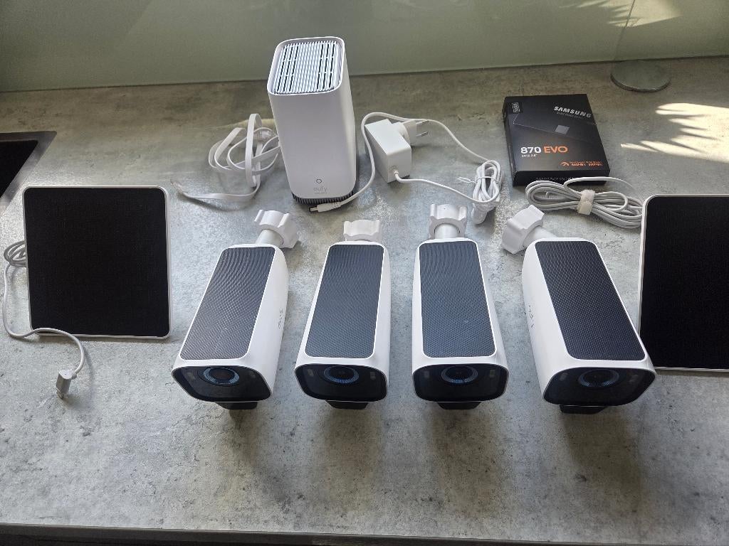 Eufy draadloos (WIFI) camera systeem, Ophalen, Zo goed als nieuw, Buitencamera