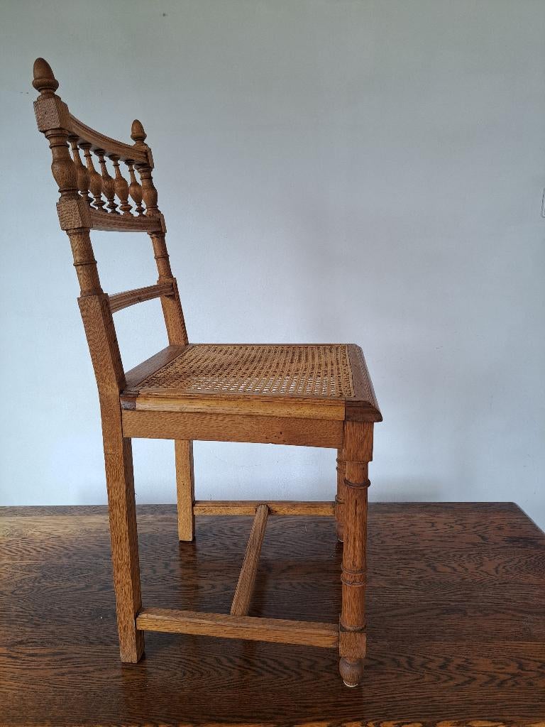 stoel met rotan zitting, Ophalen