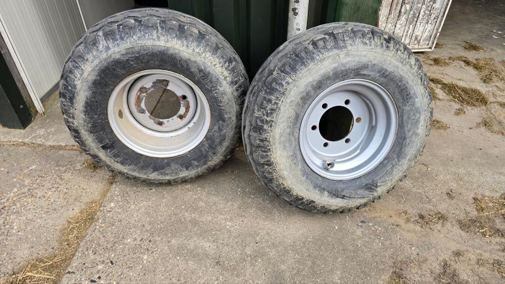 Twee banden met velg 11.5/80-15.3, Zakelijke goederen, Agrarisch | Onderdelen | Banden, Velgen en Assen, Ophalen
