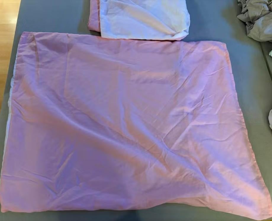 Lits Jumeaux Dekbedovertrek Lichtroze/Wit 240x220, Gebruikt, Overige maten, Dekbedovertrek, Ophalen of Verzenden