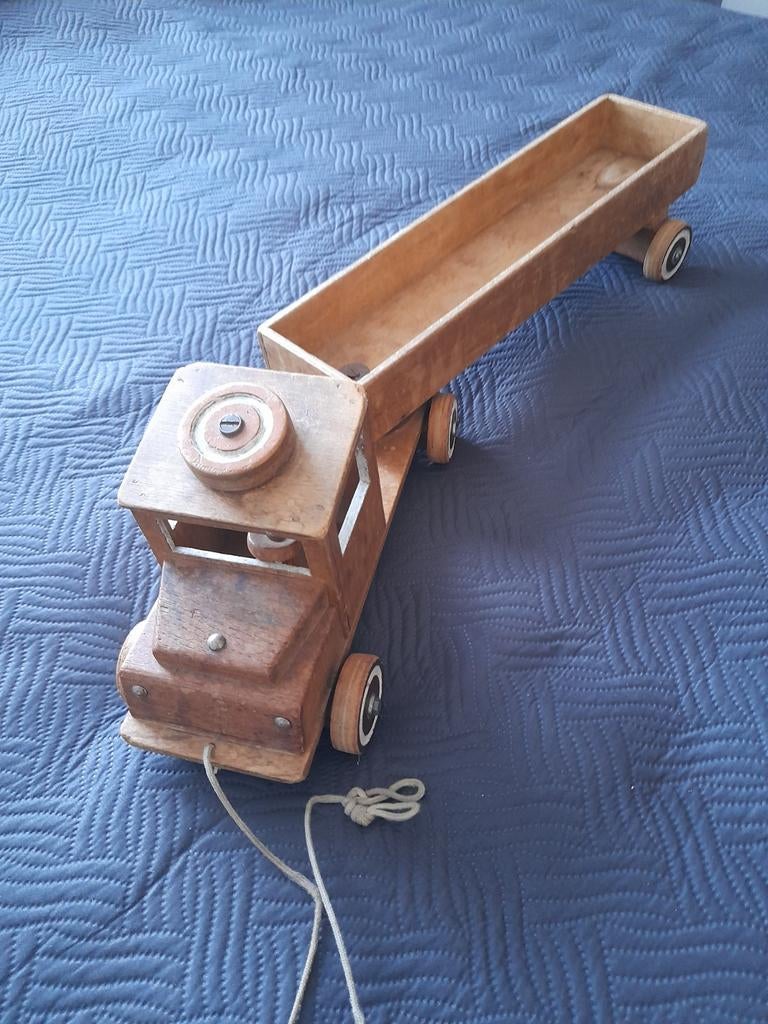 Vintage Houten Speelgoed Vrachtwagen met Oplegger, Kinderen en Baby's, Speelgoed | Speelgoedvoertuigen, Ophalen of Verzenden, Gebruikt